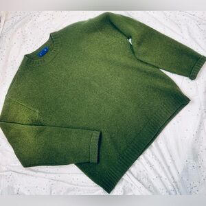 J.Crew 100% Wool Green Crewneck Sweater Size Large